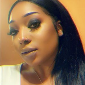 Meet your Posher, Natasha